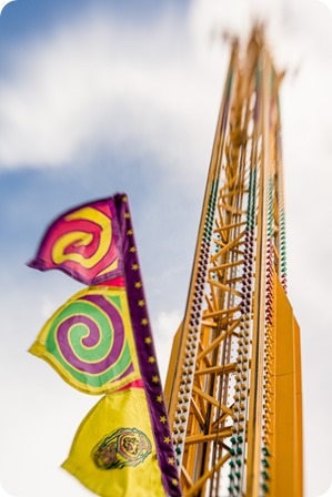 Kelowna-carnival-engagement-session_amusement-park-portraits89_by-Kevin-Trowbridge