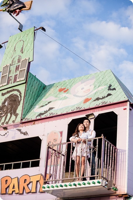 Kelowna-carnival-engagement-session_amusement-park-portraits99_by-Kevin-Trowbridge