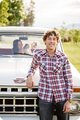 Kelowna-vintage-truck-engagement-session_heritage-orchard-photos15_by-Kevin-Trowbridge