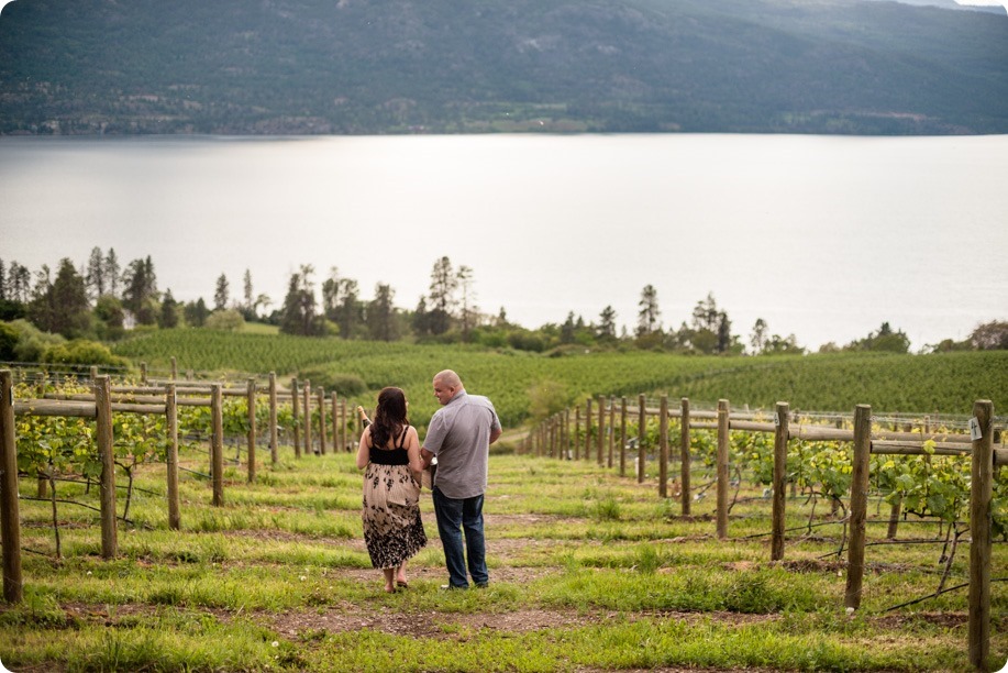 Okanagan-Centre-engagement-session_vineyard-lake-portraits_10_by-Kevin-Trowbridge