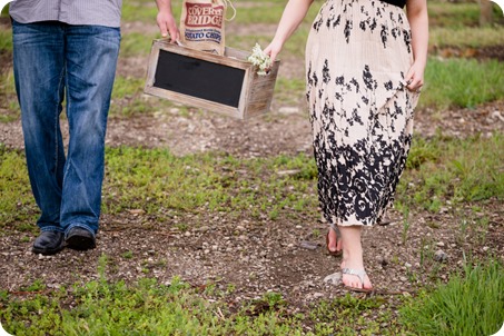 Okanagan-Centre-engagement-session_vineyard-lake-portraits_13_by-Kevin-Trowbridge