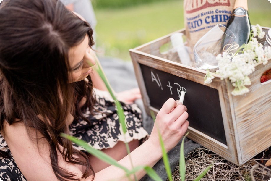 Okanagan-Centre-engagement-session_vineyard-lake-portraits_17_by-Kevin-Trowbridge