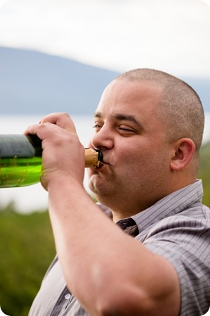 Okanagan-Centre-engagement-session_vineyard-lake-portraits_28_by-Kevin-Trowbridge