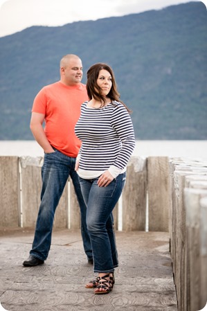 Okanagan-Centre-engagement-session_vineyard-lake-portraits_76_by-Kevin-Trowbridge