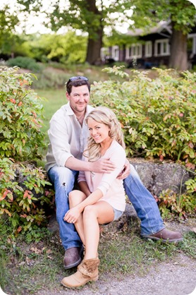 farm-engagement-session_dachshund-dogs_Okanagan_23_by-Kevin-Trowbridge