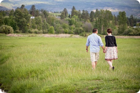 kelowna-engagement-session_dancing-portraits01_by-Kevin-Trowbridge