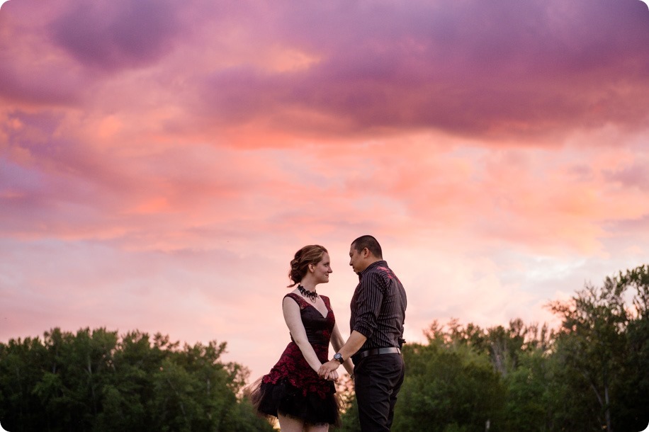 kelowna-engagement-session_dancing-portraits106_by-Kevin-Trowbridge