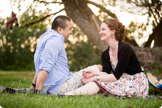 kelowna-engagement-session_dancing-portraits19_by-Kevin-Trowbridge