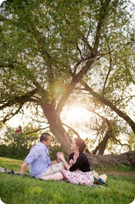 kelowna-engagement-session_dancing-portraits20_by-Kevin-Trowbridge