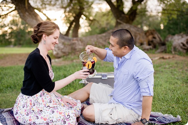 kelowna-engagement-session_dancing-portraits32_by-Kevin-Trowbridge