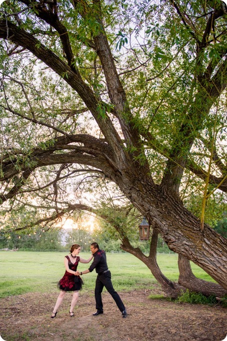 kelowna-engagement-session_dancing-portraits93_by-Kevin-Trowbridge