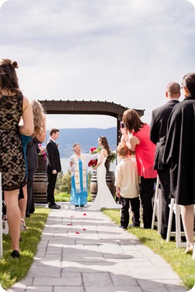 kelowna-summerhill-winery-wedding_okanagan-photographer22_by-Kevin-Trowbridge