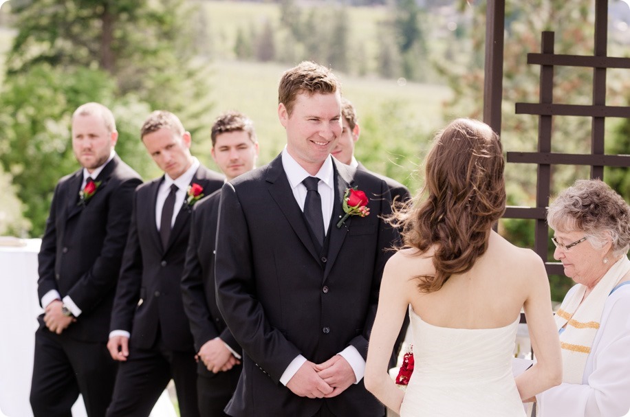 kelowna-summerhill-winery-wedding_okanagan-photographer26_by-Kevin-Trowbridge