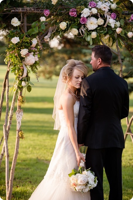 Armstrong-Okanagan-wedding_country-farm_148_by-Kevin-Trowbridge