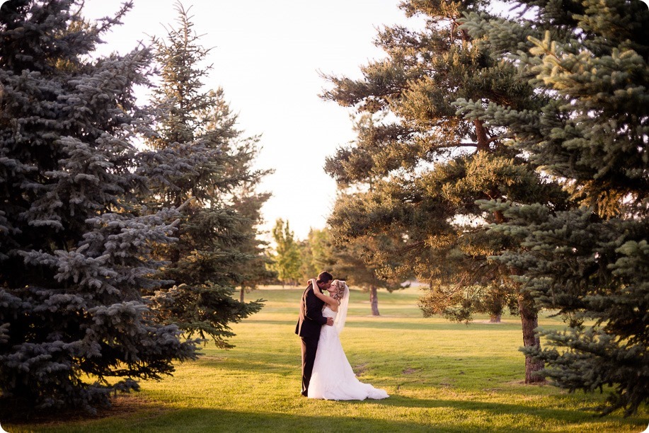 Armstrong-Okanagan-wedding_country-farm_159_by-Kevin-Trowbridge