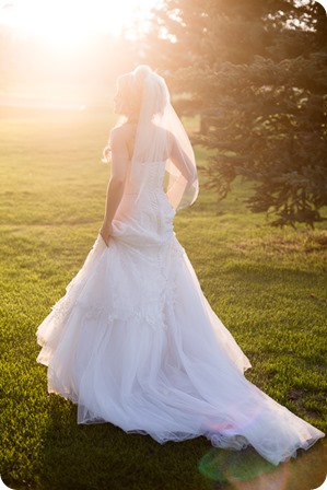 Armstrong-Okanagan-wedding_country-farm_160_by-Kevin-Trowbridge