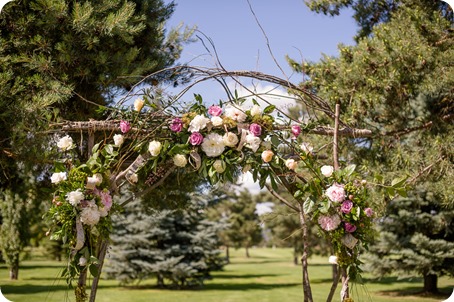 Armstrong-Okanagan-wedding_country-farm_44_by-Kevin-Trowbridge