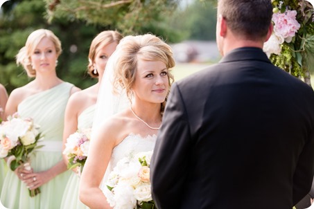 Armstrong-Okanagan-wedding_country-farm_55_by-Kevin-Trowbridge