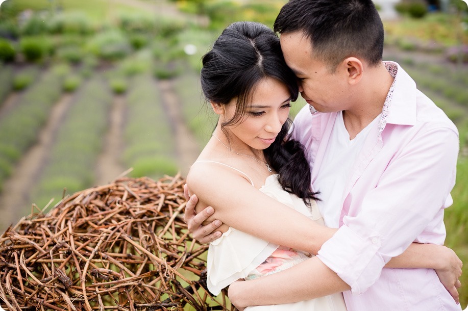 Kelowna-Lavender-engagement-session_68_by-Kevin-Trowbridge