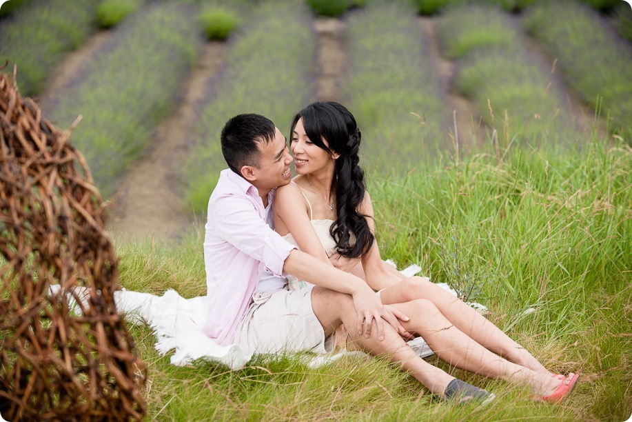 Kelowna-Lavender-engagement-session_85_by-Kevin-Trowbridge