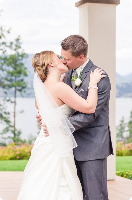 Kelowna-wedding_Cedar-Creek-winery_Laurel_103_by-Kevin-Trowbridge