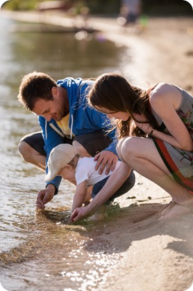 Naramata-engagement-session_vintage-lake-vineyard-portraits49_by-Kevin-Trowbridge