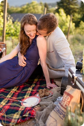 Naramata-engagement-session_vintage-lake-vineyard-portraits91_by-Kevin-Trowbridge