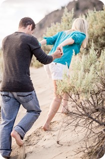 Okanagan-desert-engagement-session_sunset-couples-portraits_107_by-Kevin-Trowbridge