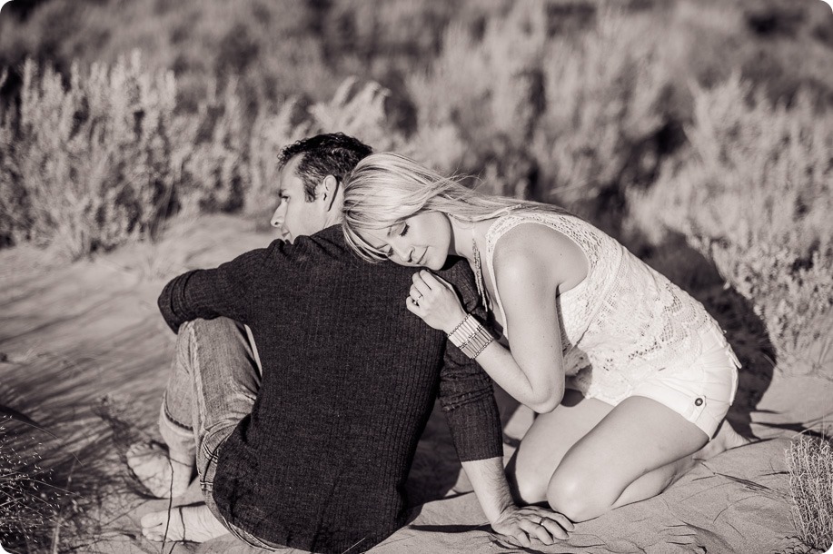 Okanagan-desert-engagement-session_sunset-couples-portraits_125_by-Kevin-Trowbridge