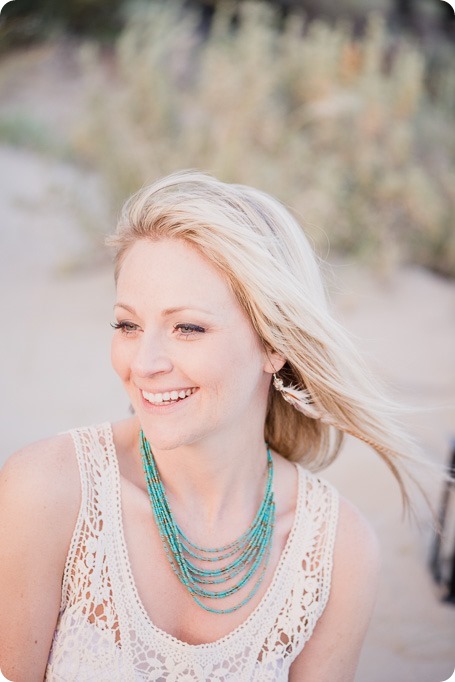 Okanagan-desert-engagement-session_sunset-couples-portraits_132_by-Kevin-Trowbridge