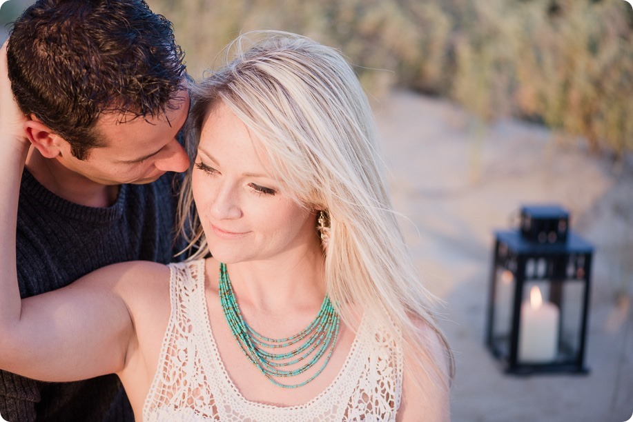 Okanagan-desert-engagement-session_sunset-couples-portraits_136_by-Kevin-Trowbridge