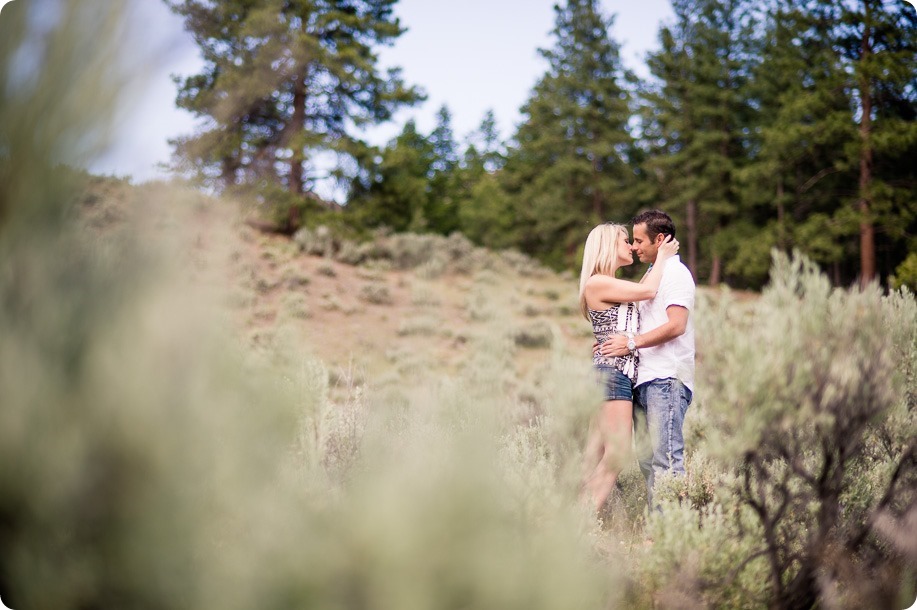 Okanagan-desert-engagement-session_sunset-couples-portraits_28_by-Kevin-Trowbridge