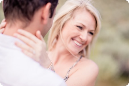 Okanagan-desert-engagement-session_sunset-couples-portraits_46_by-Kevin-Trowbridge