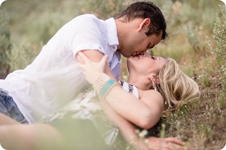 Okanagan-desert-engagement-session_sunset-couples-portraits_53_by-Kevin-Trowbridge