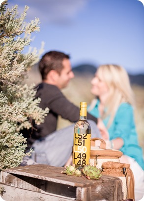 Okanagan-desert-engagement-session_sunset-couples-portraits_88_by-Kevin-Trowbridge