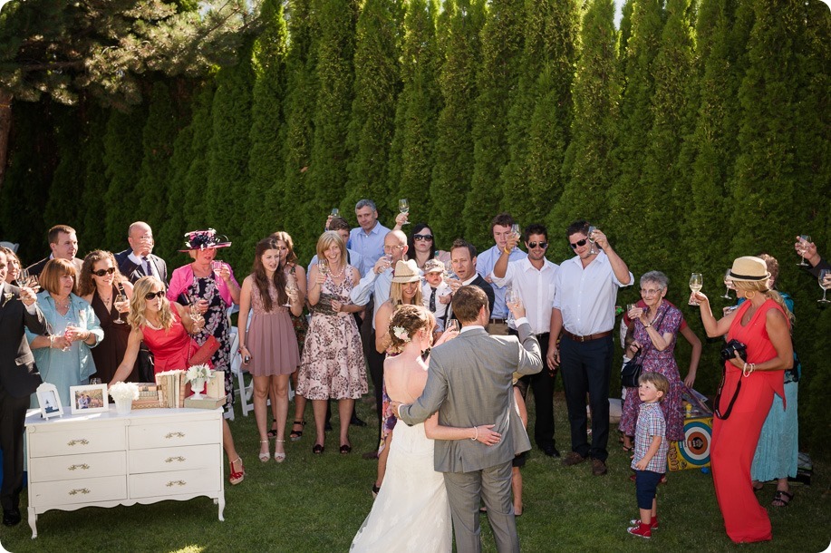 Naramata-wedding-photography_Apple-DOr_vineyard_111_by-Kevin-Trowbridge