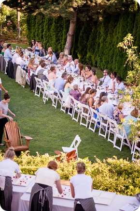 Naramata-wedding-photography_Apple-DOr_vineyard_182_by-Kevin-Trowbridge