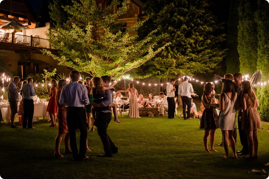 Naramata-wedding-photography_Apple-DOr_vineyard_251_by-Kevin-Trowbridge