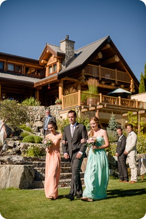 Naramata-wedding-photography_Apple-DOr_vineyard_70_by-Kevin-Trowbridge