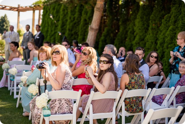 Naramata-wedding-photography_Apple-DOr_vineyard_73_by-Kevin-Trowbridge