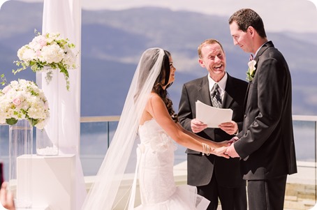 Sparkling-Hill-wedding_Okanagan_56_by-Kevin-Trowbridge