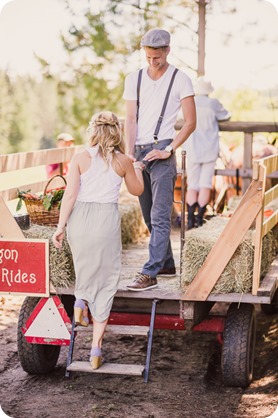 Vintage-Farmers-Market-engagement-session_Caravan-Theatre-Armstrong_127_by-Kevin-Trowbridge