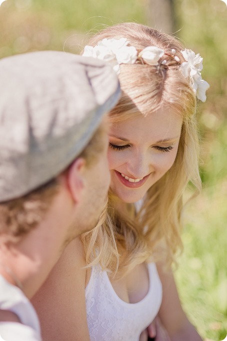 Vintage-Farmers-Market-engagement-session_Caravan-Theatre-Armstrong_143_by-Kevin-Trowbridge