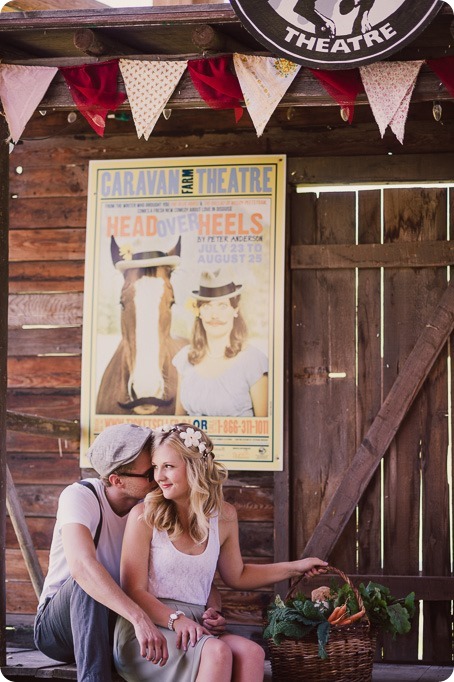 Vintage-Farmers-Market-engagement-session_Caravan-Theatre-Armstrong_49_by-Kevin-Trowbridge