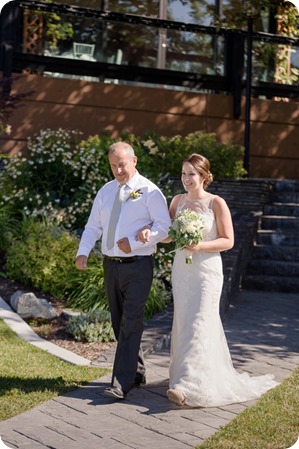 Kelowna-vintage-wedding-Summerhill-Winery_143_by-Kevin-Trowbridge