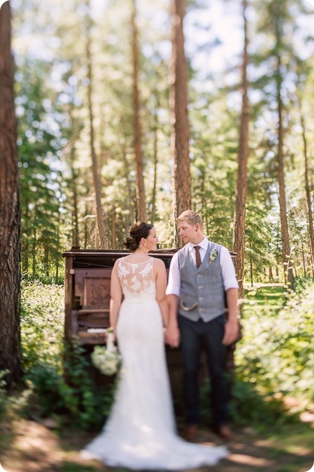 Kelowna-vintage-wedding-Summerhill-Winery_87_by-Kevin-Trowbridge