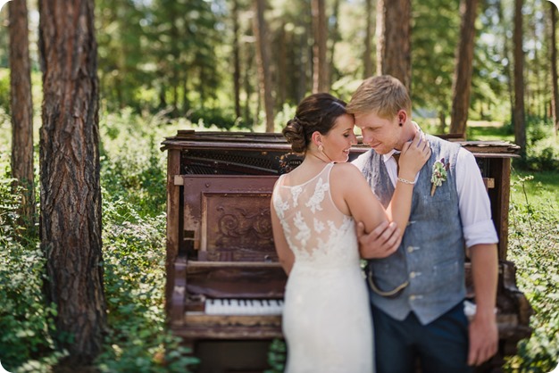 Kelowna-vintage-wedding-Summerhill-Winery_91_by-Kevin-Trowbridge