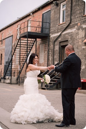 Kelowna-wedding-photography_Summerhill-winery_Laurel-Packing-House_161_by-Kevin-Trowbridge