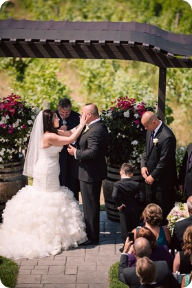 Kelowna-wedding-photography_Summerhill-winery_Laurel-Packing-House_65_by-Kevin-Trowbridge