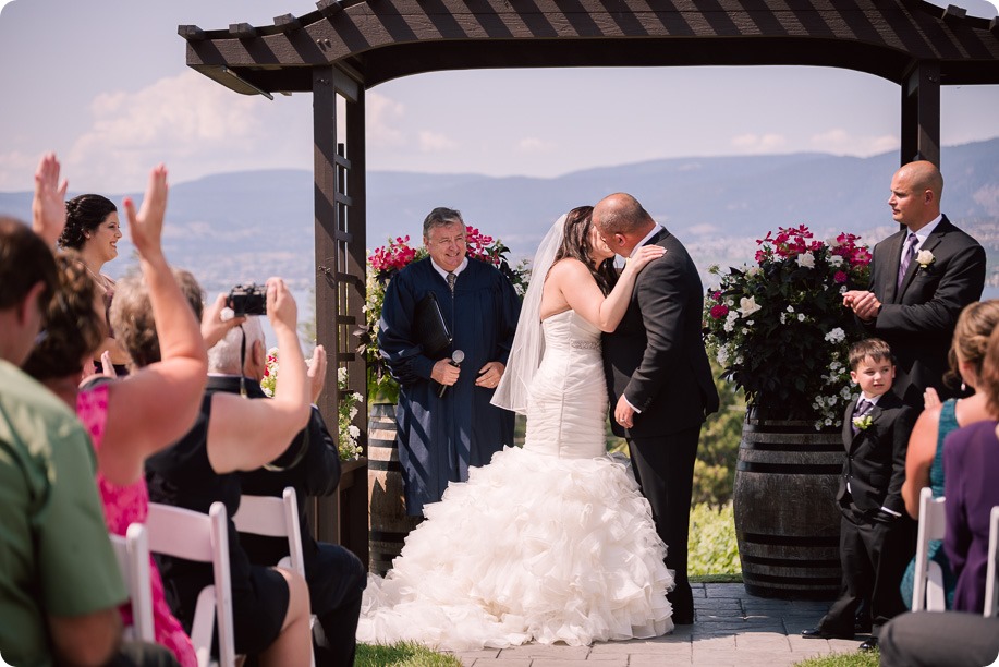 Kelowna-wedding-photography_Summerhill-winery_Laurel-Packing-House_75_by-Kevin-Trowbridge